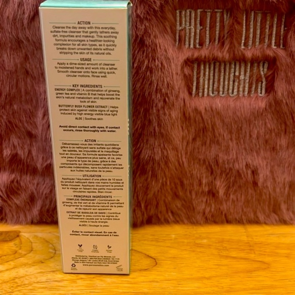PUR Forever Clean Gentle Cleanser - Picture 2 of 5